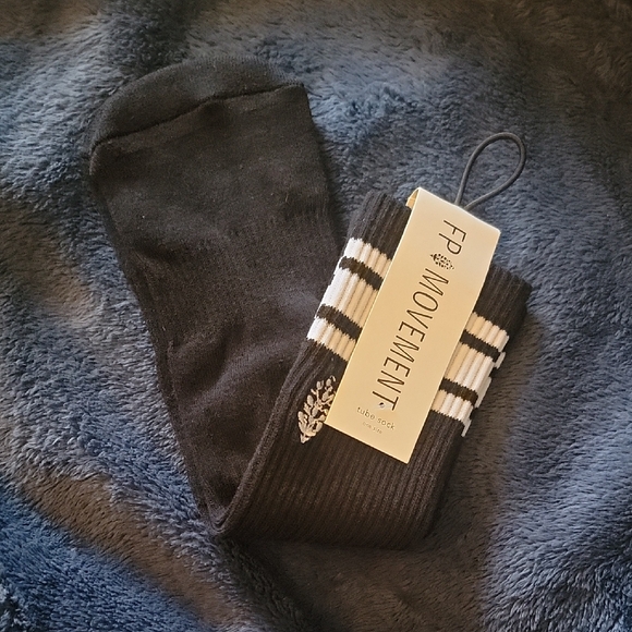 Free People Tube Socks Black New With Tags - Picture 3 of 6